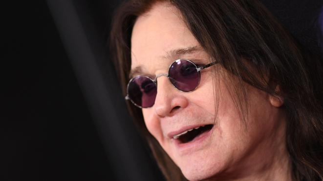 Ozzy Osbourne es honrado por Texas pese a que orinó monumento | Foto de AFP