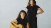 Carmen y María reinventan La quiero a morir con una mirada entre el flamenco y el soul 