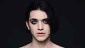 Placebo lanza ‘Helen Keller’, canción que retoma un tema oculto en su primer álbum  
