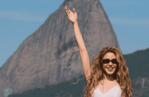  Shakira rompe récords con 2,5 millones de personas en su concierto de Copacabana