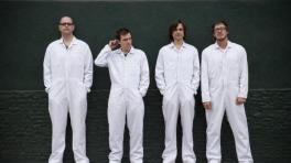 En "blanco" regresa Weezer