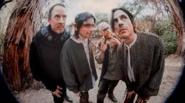 Weezer regresa con “A little bit of love”