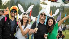 Festival Estéreo Picnic 2022 4 amigos compartiendo