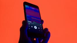 Se reportó caída de Spotify. Foto de @felipepelaquim vía Unsplash.