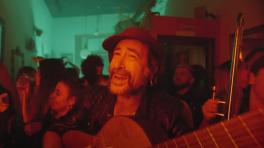 Captura de pantalla de "El bailarín nocturno" de Muchachito Bombo Infierno.