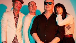 Foto de Travis Shinn, tomada del Facebook oficial de Pixies.