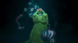 Captura de pantalla del video oficial de "Atopos" de Björk