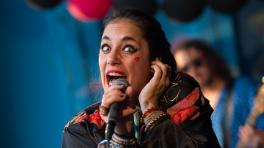 Sara Hebe. Foto de Monte Cruz Foto vía Flickr.