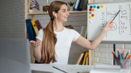 Cursos gratis para aprender inglés. Imagen de www.freepik.es