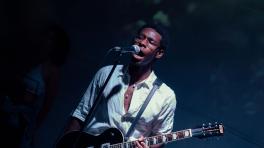 Deiner Mosquera, más conocido artísticamente como Reyner