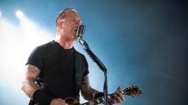 Metallica compró una fábrica de vinilos. James Hetfield. Foto de Alexandre Ferreira vía Flickr.