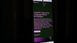 Italia, el primer país occidental en bloquear ChatGPT. Imagen: Rolf Van Root. Unsplash. 