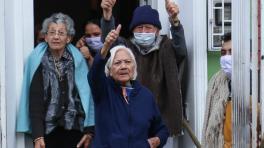 Mujeres ya no tendrán que cotizar 1.300 semanas para pensión | Foto de Colprensa - Camila Díaz