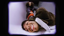 Komba estrena su nuevo album K.I.D.