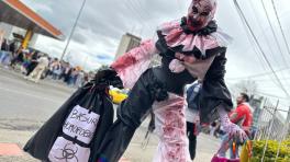 ¿Cuánto costó tu outfit? Versión marcha del orgullo 2023 | Foto de Cristian Galicia