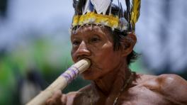 Guainia. 08 de Marzo de 2023. El resguardo indígena Bajo río Guainia y Río Negro se certificaron por más de 2,5 millones d eso la de carbono en un evento en la comunidad de San Felipe, Guainia, dodne asistieron familias de distintas comunidades que viven a lo largo del Resguardo Indígena. (Colprensa-Mariano Vimos)