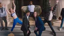 Imagen tomada del tráiler de "Dicks: The Musical"