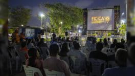 El cine bajo las estrellas se toma la capital del Atlántico | Radiónica