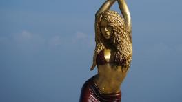 Inauguran estatua de Shakira en su ciudad natal de Barranquilla | Fotos de AFP