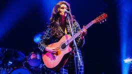 Doble Valentina primera vez en Colombia