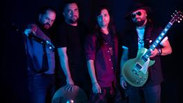 Mad Dogs estrena ‘Stay through the night’