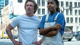 Jeremy Allen White y Ayo Edibiri | Foto: Disney