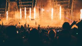 ¿Cuáles son los géneros musicales que dominan en Colombia?. Foto de Andre Benz en Unsplash