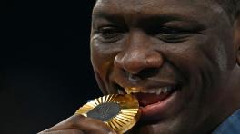 Mijaín López, luchador cubano, hace historia con su quinto oro olímpico