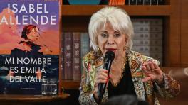 Isabel Allende comparó los centros para migrantes de EE. UU. con “campos de concentración” 