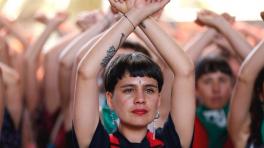 Dafne Valdés, una de las integrantes del colectivo feminista Las Tesis y autoras de la intervención viral 'Un violador en tu camino'. EFE/ Alberto Valdés/Archivo