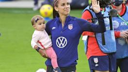 ¿Ser una madre que amamanta o una deportista olímpica? PHELAN M EBENHACK/AP/SHUTTERSTOCK