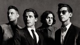 Arctic Monkeys son Matt Helders, Jamie Cook, Nick O'Malley y Alex Turner.
