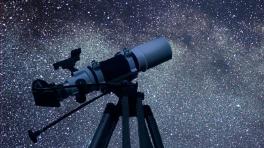 Abril: un mes para tener los ojos en el cielo