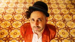 La exploración de la música latina de Eduardo Cabra