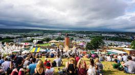 Glastonbury se suspende por segundo año consecutivo