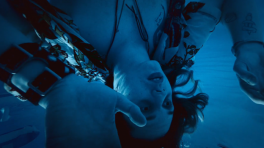 Fotograma de Under the Graveyard.