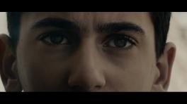 Una escopetarra en el nuevo vídeo de "Multi_Viral"