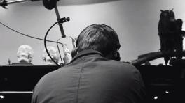 Damon Albarn estrena "Heavy Seas Of Love"