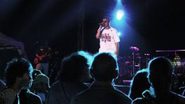 LosPetitFellas, artista Radiónica en el SierraMarFest