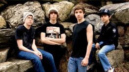 Next To None lleva la sangre de Mike Portnoy