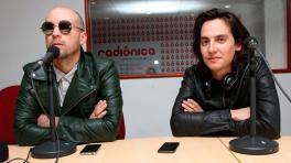 Kinky pasó por Radiónica