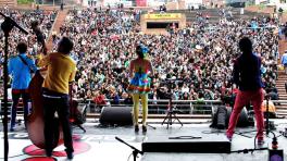 Monsieur Periné estará en el Performing Arts Exchange