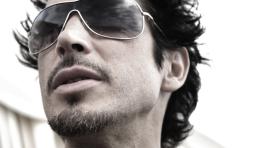 Chris Cornell presenta su nuevo video "The Keeper"
