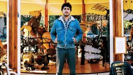 El Guincho viene para sacudir a Bogotá