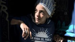 Foto tomada de la cuenta oficial de Facebook de Keny Arkana