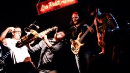 ¡Bienvenidos al Club de la Resistencia!