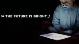 Black Mirror en un formato "muy moderno": libros físicos