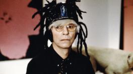 David Bowie como Andy Warhol en la película "Basquiat".
