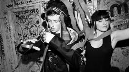 Totally Enormous Extinct Dinosaurs - "Garden"