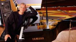 Murió Ray Manzarek, cofundador de The Doors